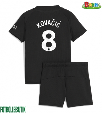 Manchester City Mateo Kovacic #8 Bortaställ Barn 2025-26 Kortärmad (+ Korta byxor)